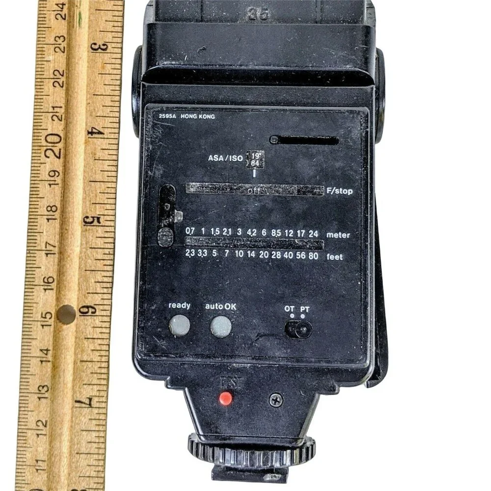 SUNPAK Thyristor auto 244D Camera Flash attachment 57d